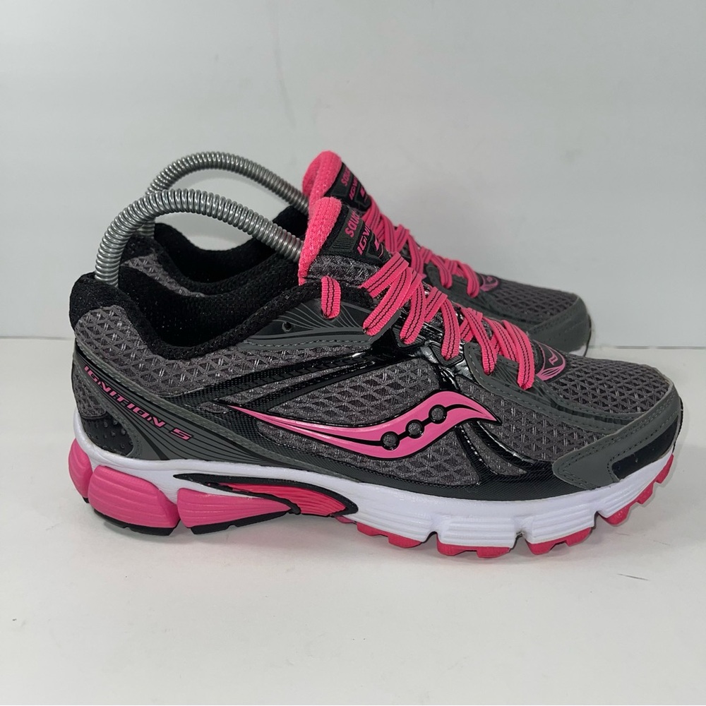 Women's Saucony Grid Ignition 5 Size 7